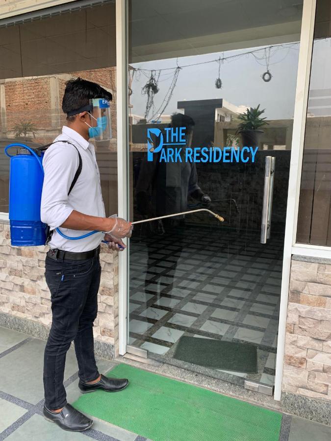 מלון גרייטר נוידה The Park Residency מראה חיצוני תמונה